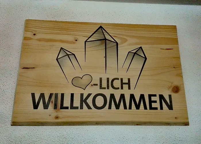 Kristall アパート トゥクス